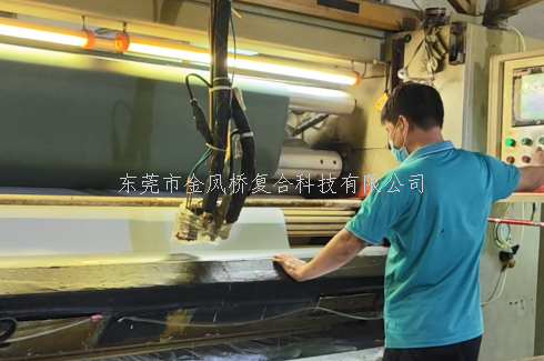 面料复合TPU膜20年技术团队坐镇-金凤桥复合厂家