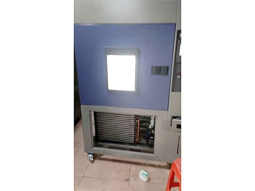 氙灯老化试验箱试机视...