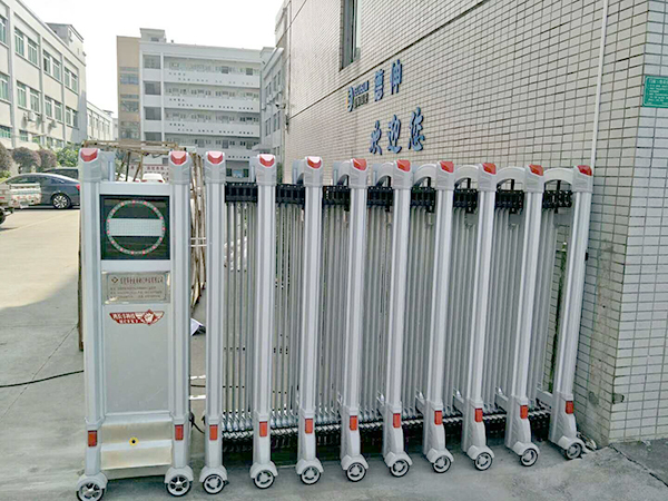 东莞黄江电动伸缩门案...