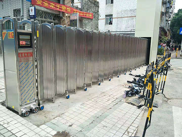 深圳福田电动伸缩门案...