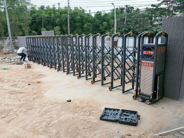 广州增城电动伸缩门案...