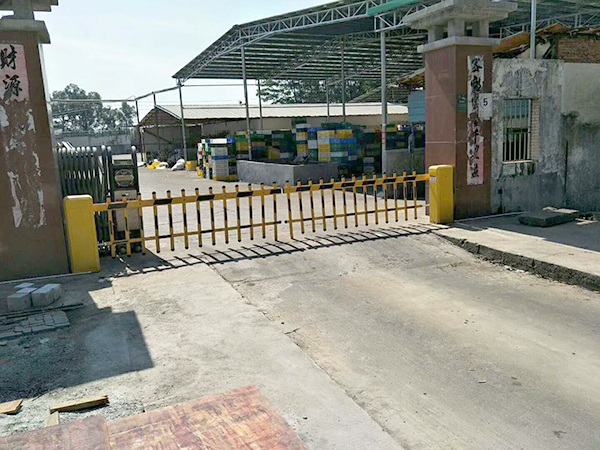 广东惠州栅栏式道闸