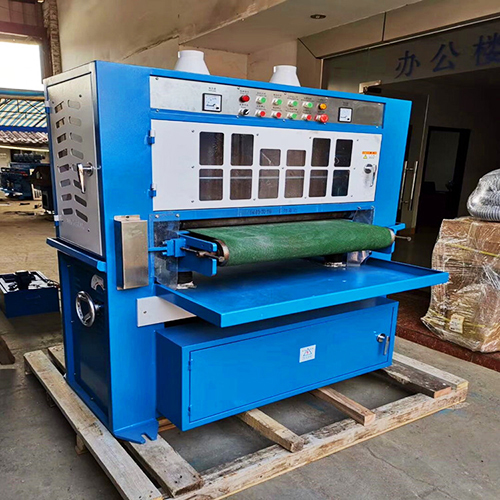 板材砂光机出货