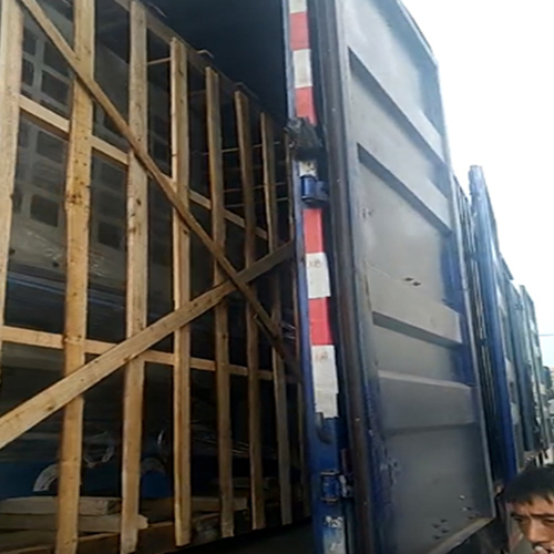 输送式水磨拉丝机出货