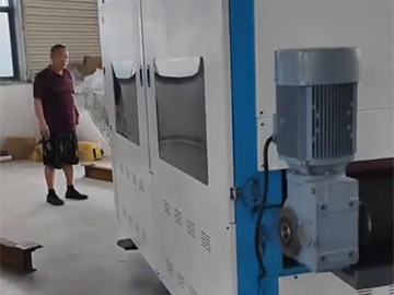 大板材自动砂光机