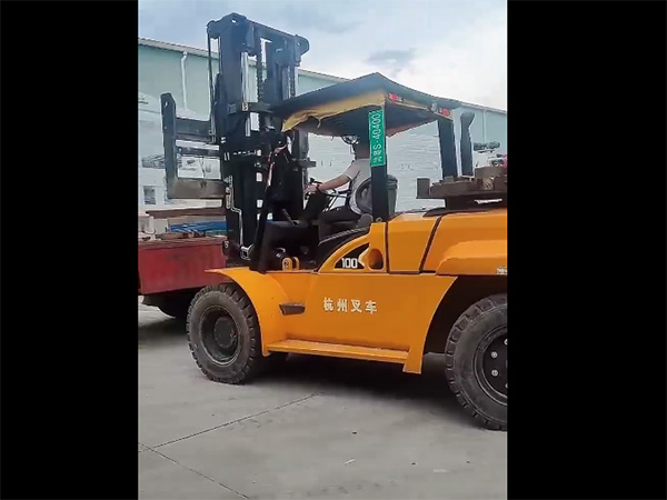 材自动抛光机生产线出货了