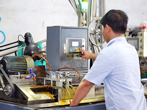 成品型材切料中