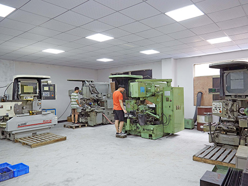 数控光学曲线磨床精密加工中心