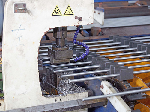 倒角机自动倒角中