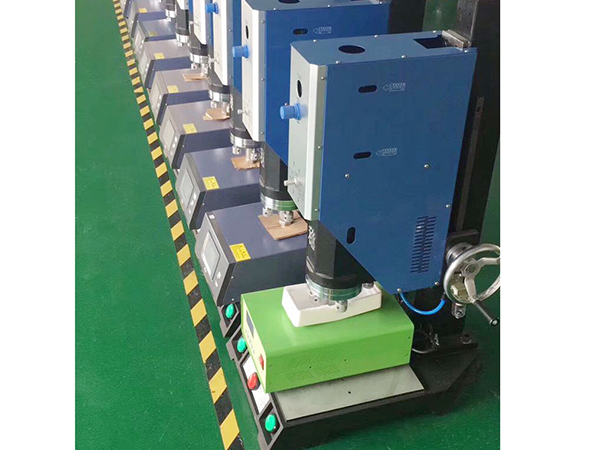 自动追频机仓库