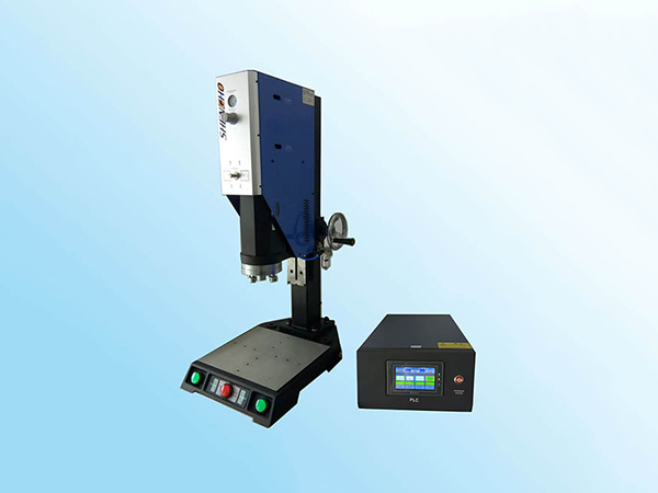 使用超声波焊接机时应该注意哪些事项？