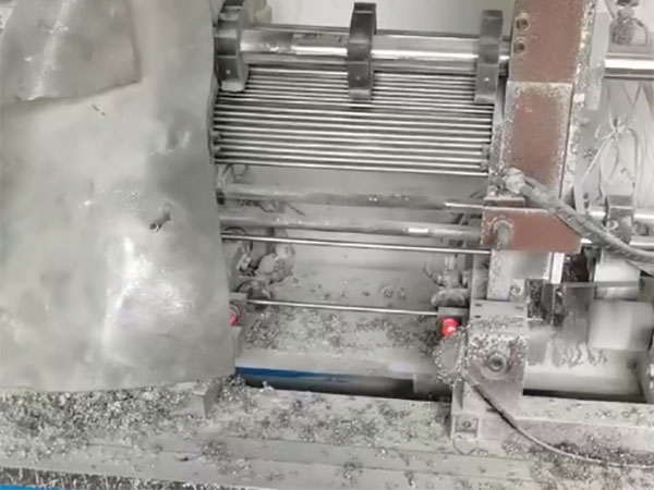 自动化脱皮平头