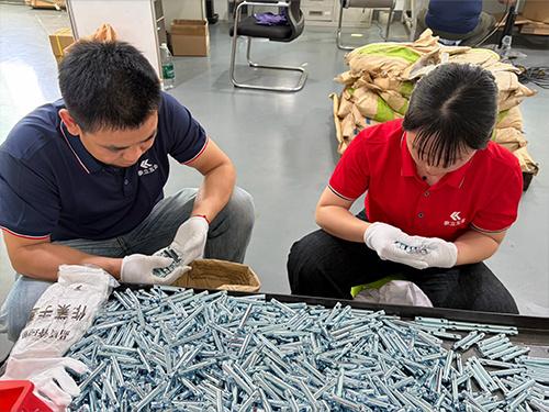 泰立五金人工抽检