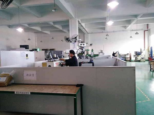 普车