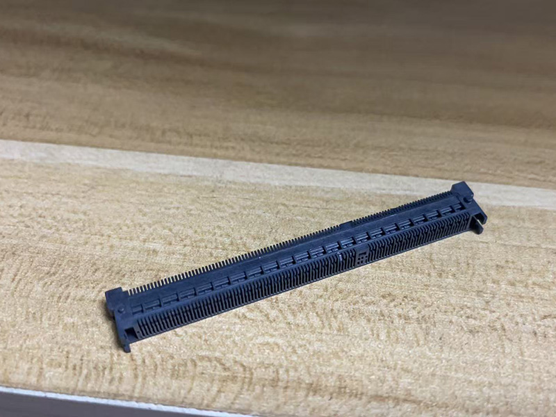 连接器