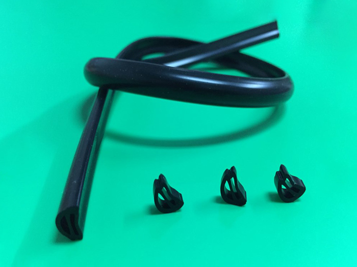 硅胶异形条生产