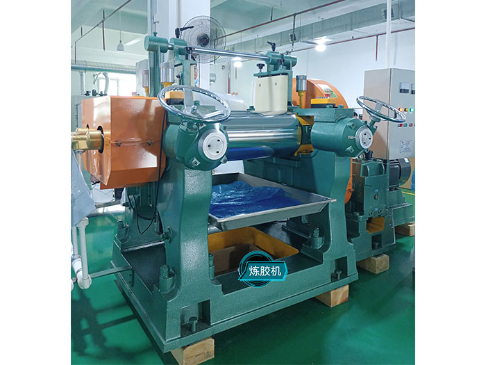 炼胶机