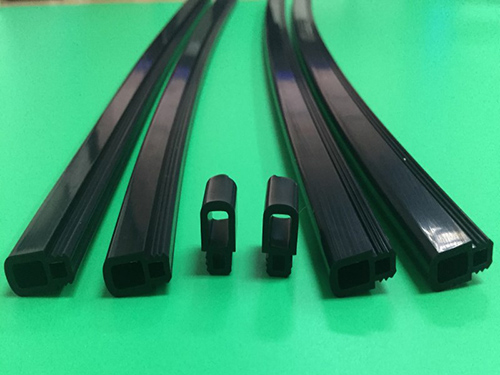 东莞硅胶条生产