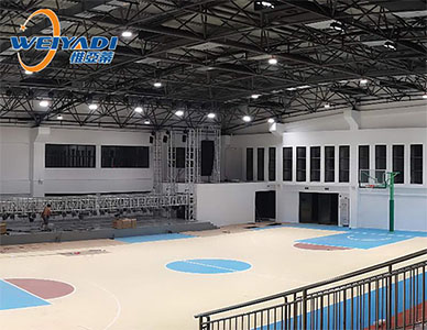 室内羽毛球场照明灯需要多少瓦