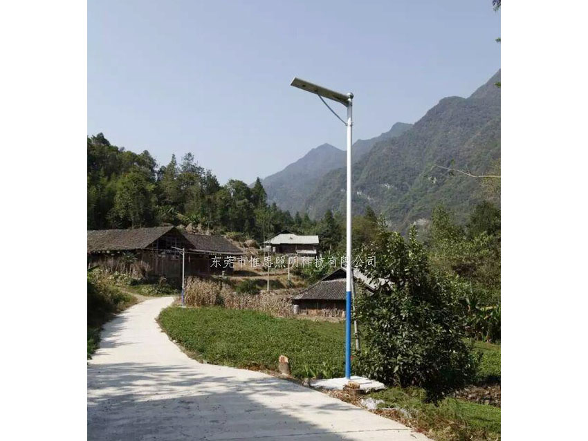 湖南常德某村太阳能路灯案例