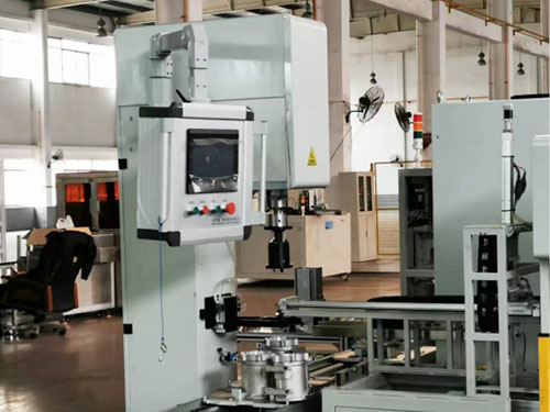 阀体组装压装线