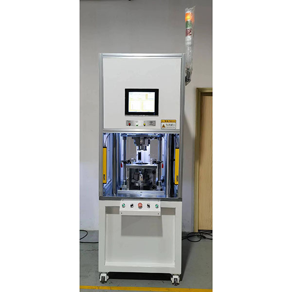 四柱型伺服压力机