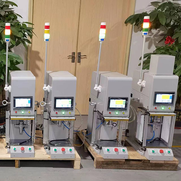 桌面型伺服压力机