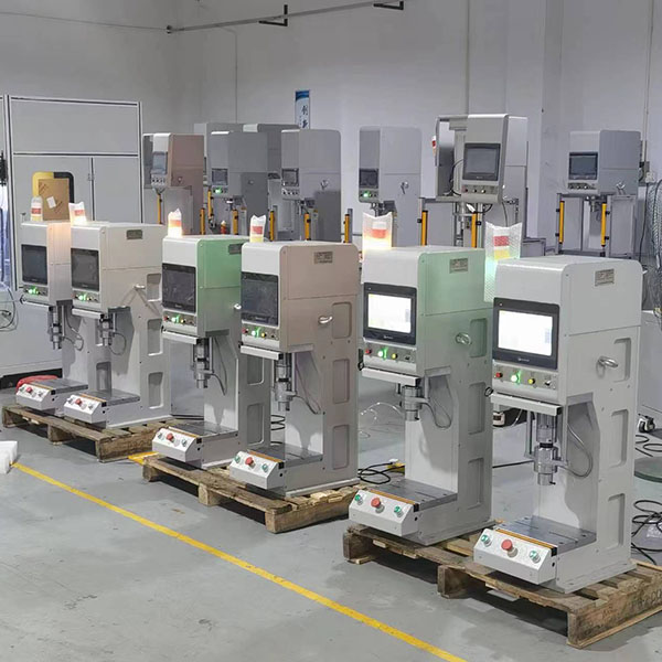 桌面型伺服压力机