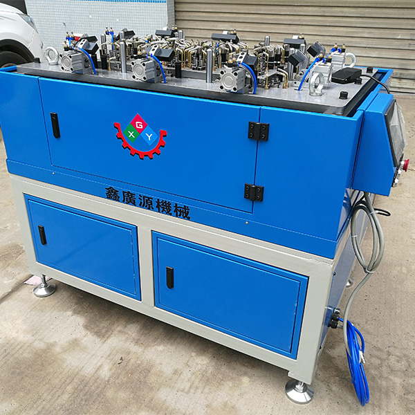 伺服多轴攻牙机