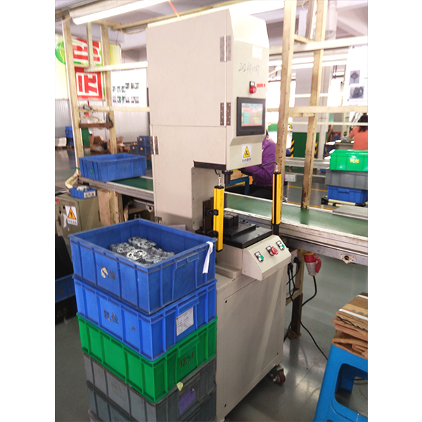 电机入轴伺服压力机