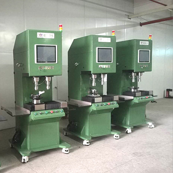 双头伺服压装机