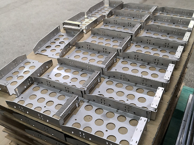 说明一下钣金冲压制作过程中有哪些技术要求？
