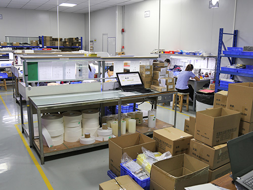 企业铭板品检车间