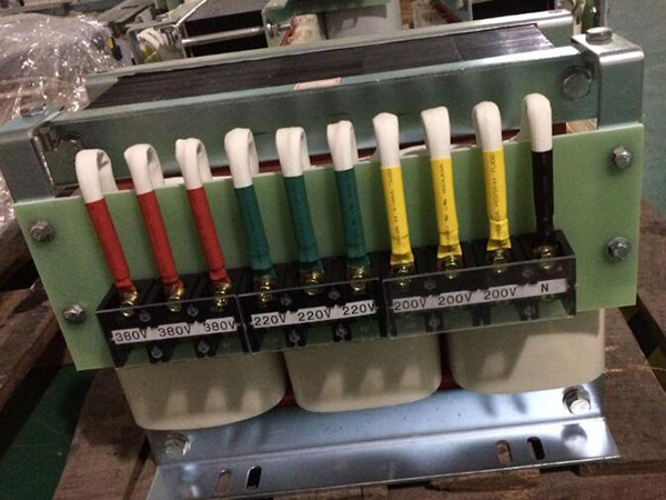 数控五轴木工中心38...