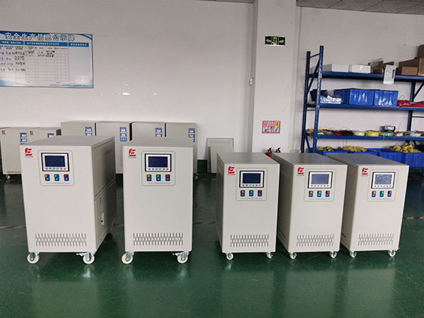 三相智能型稳压器