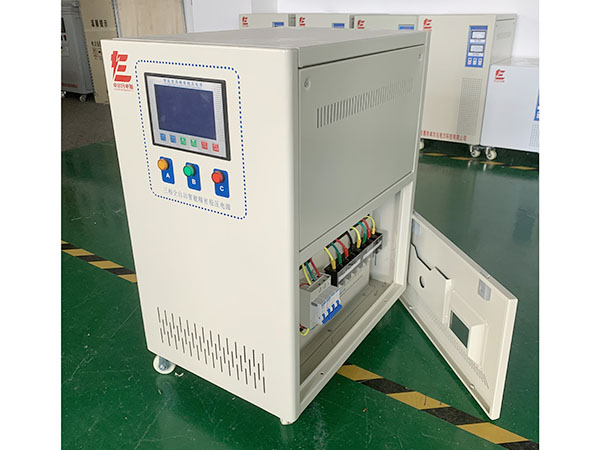 小功率智能型稳压器