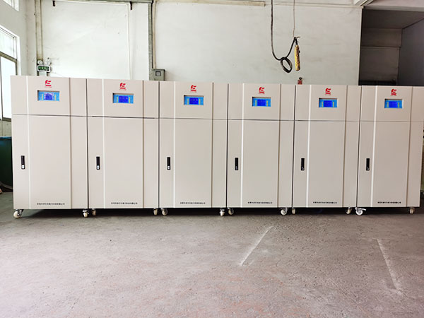 三相数控稳压器