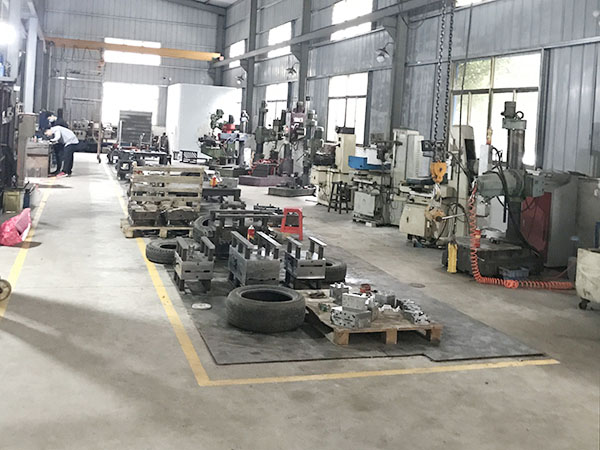 中空吹塑模具