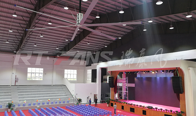 学校通风降温案例