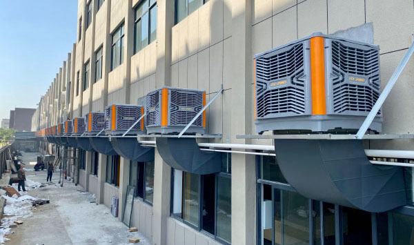 [桐乡展裕]高温闷热...