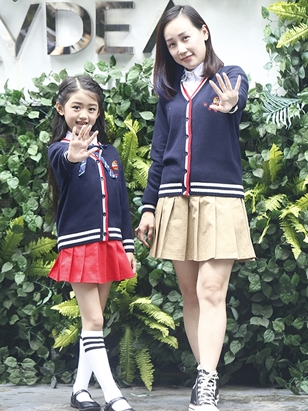 针织毛衣师生款