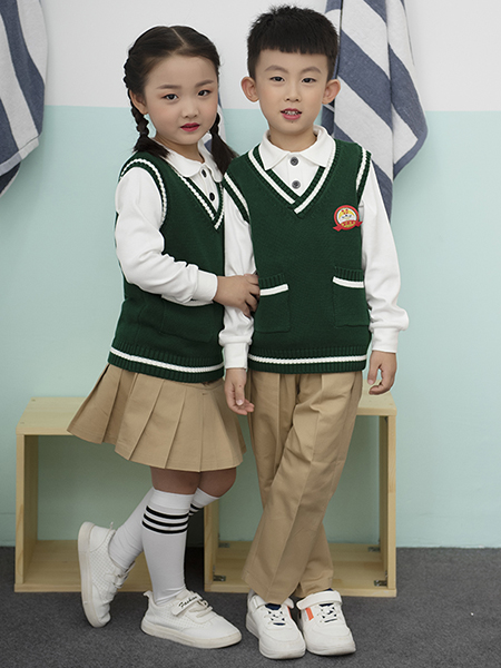 冬季新款毛衣马甲园服