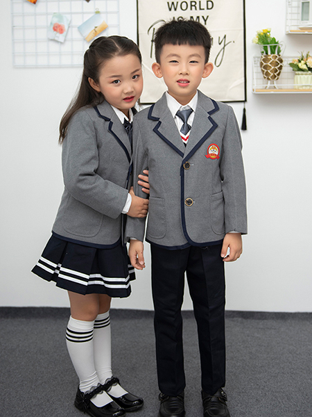 冬季新款幼儿园园服西装