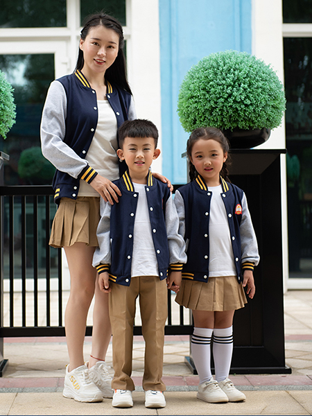 冬季新款幼儿园套装