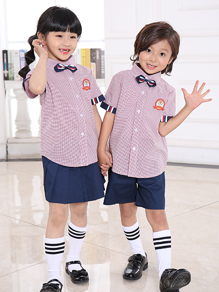 新款幼儿园园服套装礼服