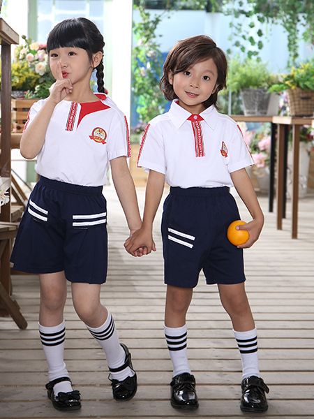 新品幼儿园园套装