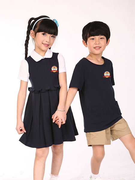 幼儿园夏季园服