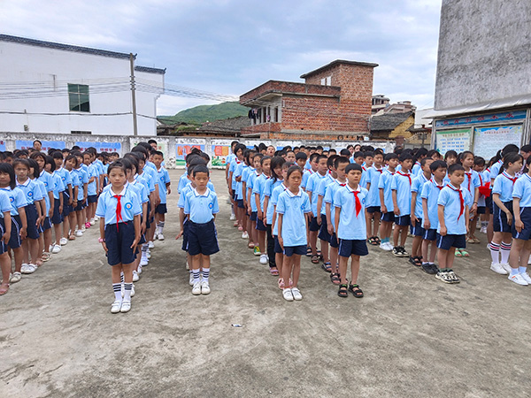 校园幼儿统一服装