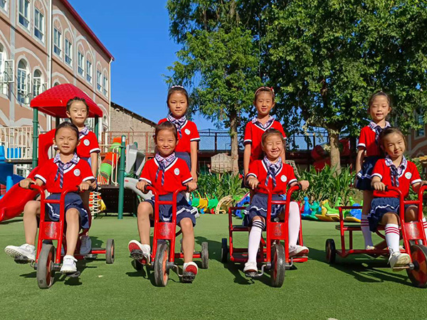 校园幼儿统一服装