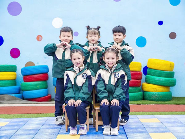 冬季保暖冲锋衣